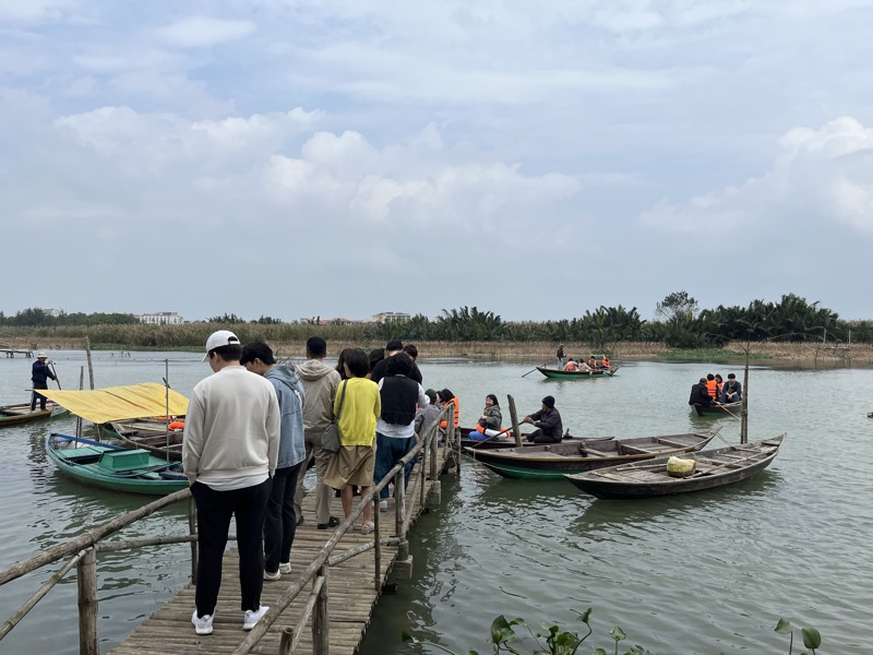 Wandering Around Hoi An: Community-based Learning and Regenerative Development